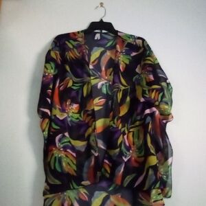 Live 4 Truth Multicolor Leaf Pattern Top